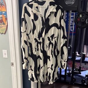 Black and White Women's Top